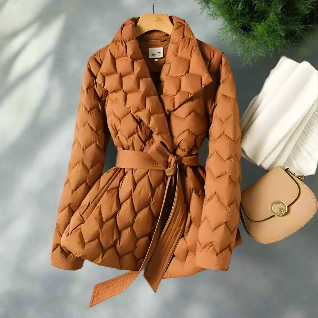 DIVA™ - IL CAPPOTTO ELEGANTE DI CHIARA FERRI